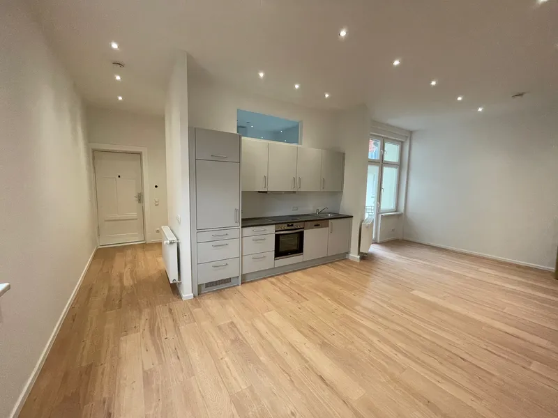 Traumhafte, ruhige Wohnung in bester Lage im Boxhagener Kiez — photo 1